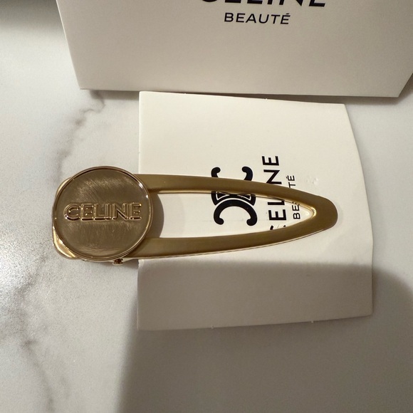 New Celine Luxe Gold Hair pin - Picture 2 of 10